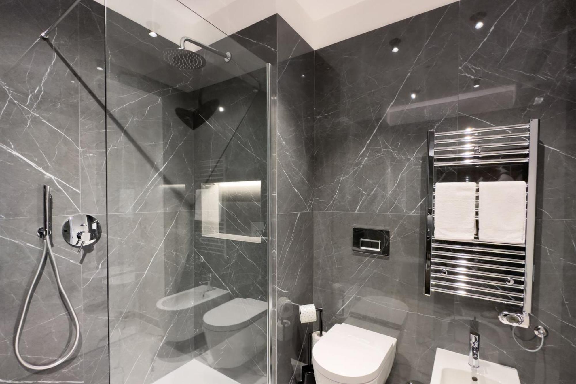 Insogno Suites Naples Luaran gambar