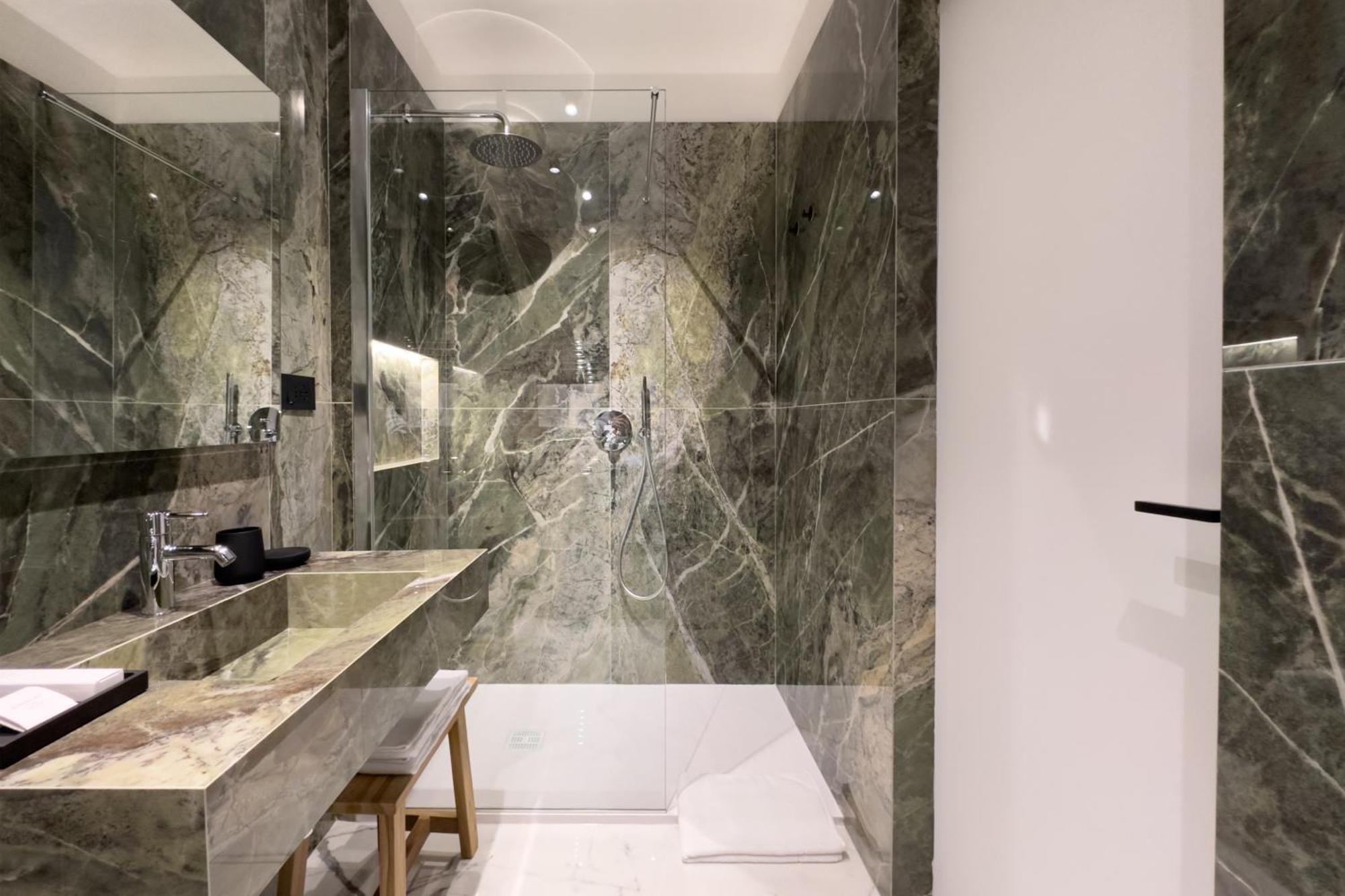 Insogno Suites Naples Luaran gambar