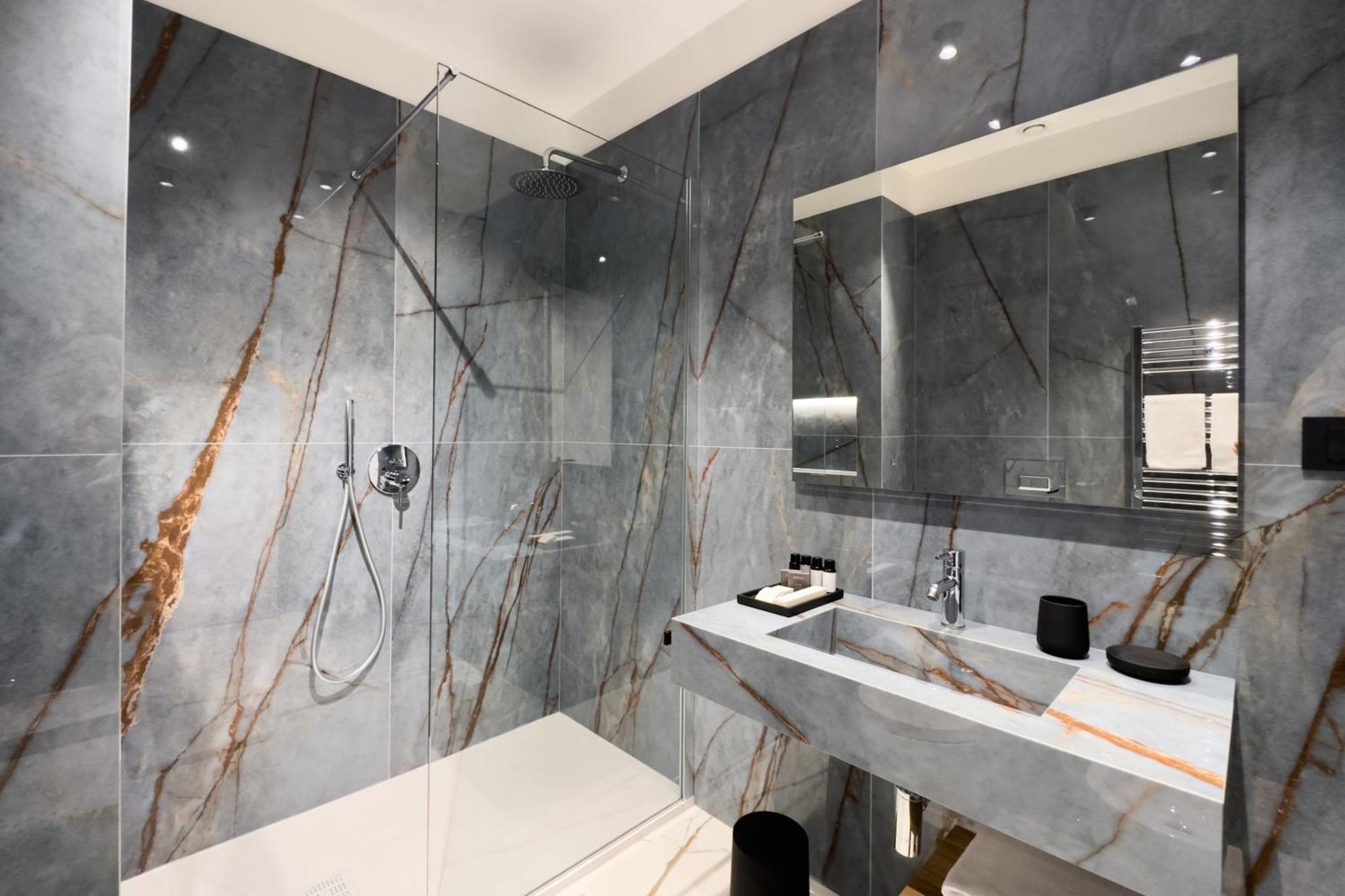 Insogno Suites Naples Luaran gambar